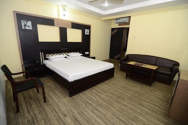 Hotel Little Palace Dibrugarh Ngoại thất bức ảnh