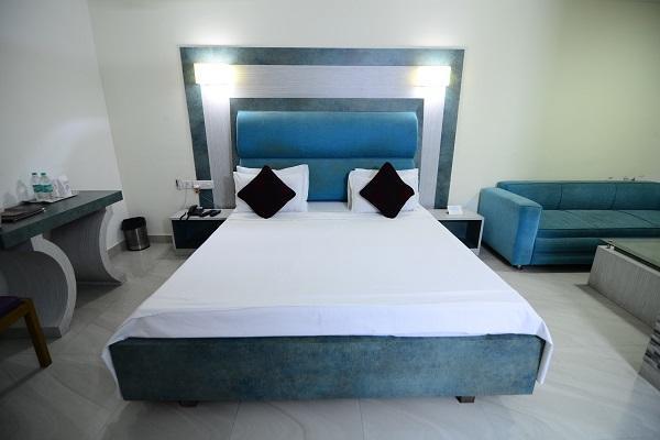 Hotel Little Palace Dibrugarh Ngoại thất bức ảnh